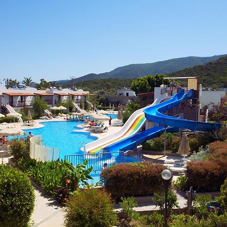 Izer Hotel Beach Club Torba Extérieur photo