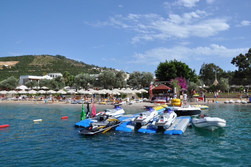 Izer Hotel Beach Club Torba Extérieur photo