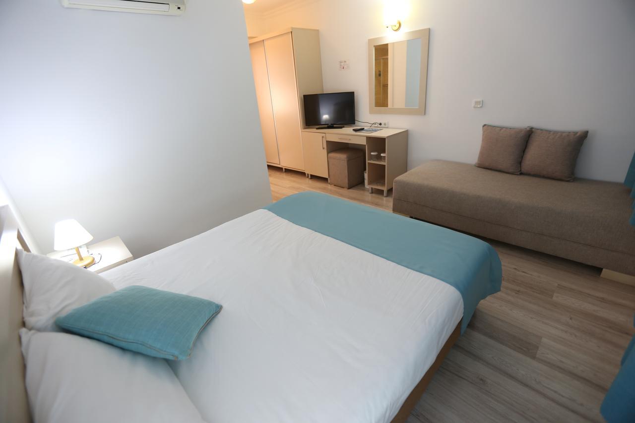 Izer Hotel Beach Club Torba Extérieur photo